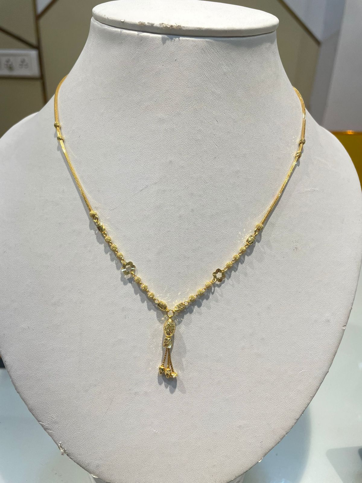 Double Layer V Chain